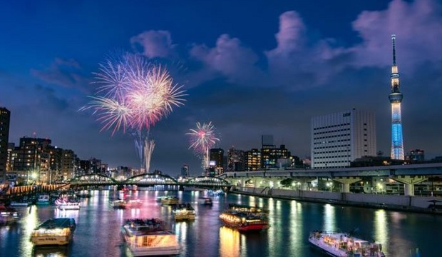 New Years Eve Fireworks in Tokyo, Japan