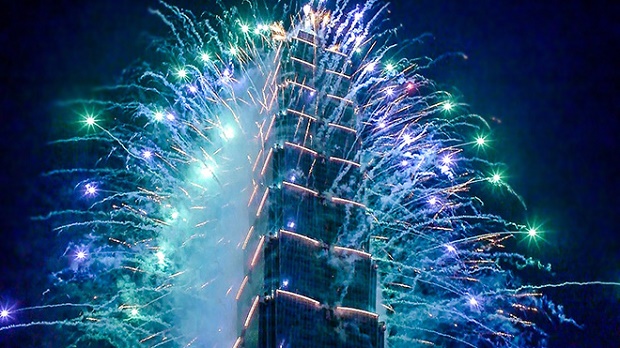 NYE fireworks in Taipei, Taiwan